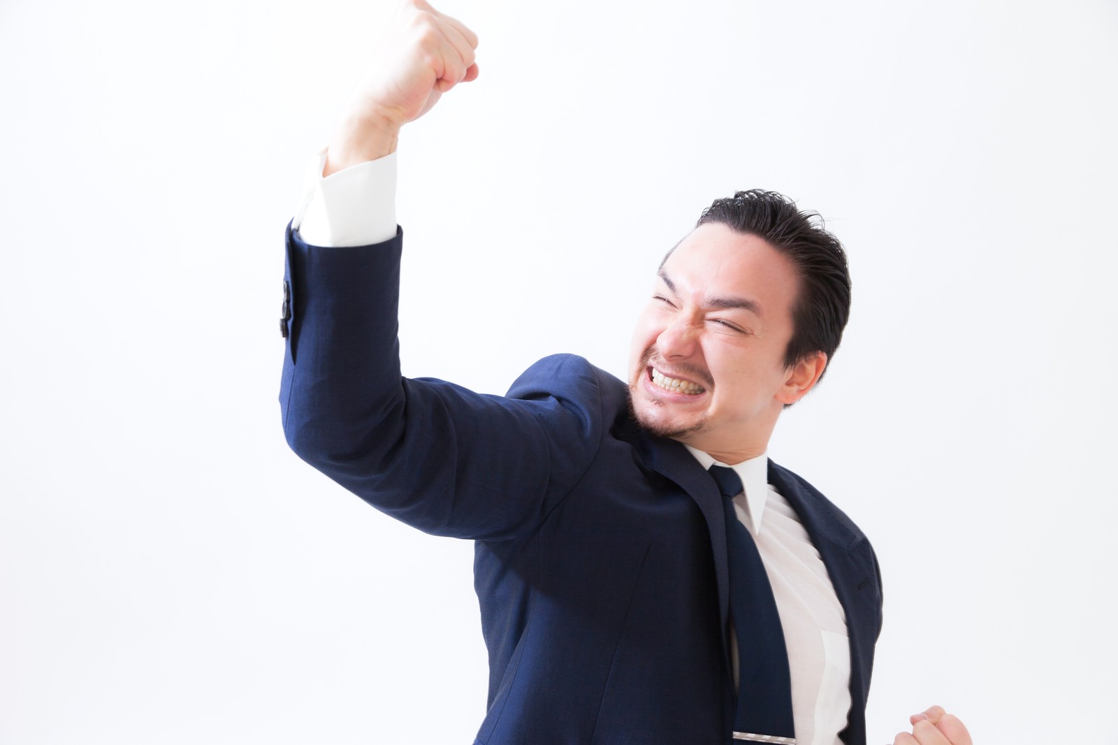 外国人がガッツポーズしている画像