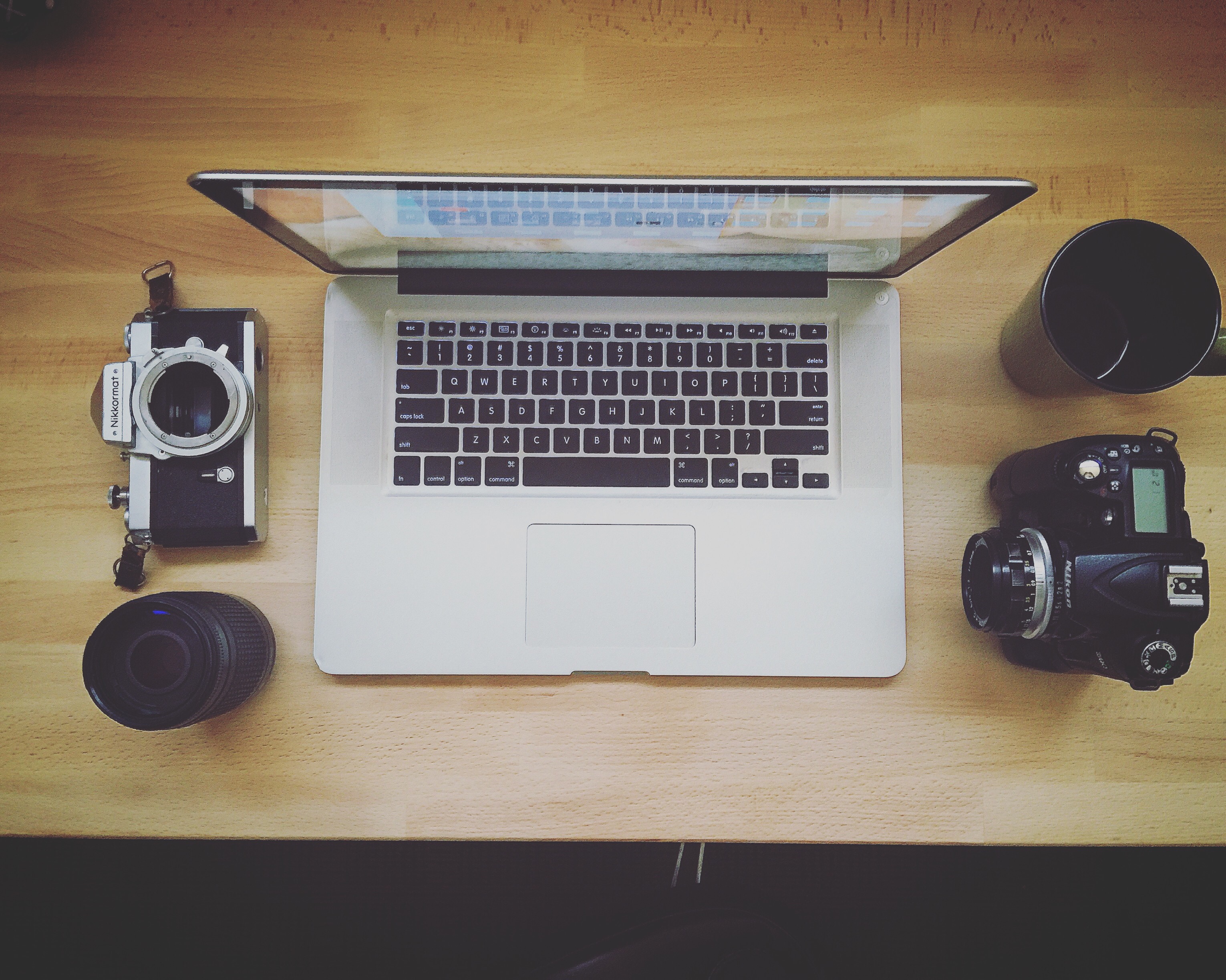 ホームページとは？Webサイト・Webページとの違いやその種類