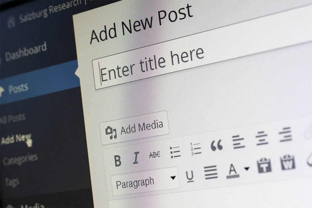 ホームページとブログならどっちを作るべき？